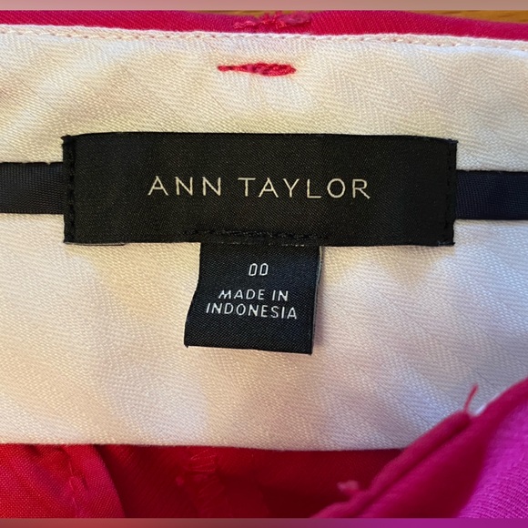 LAST CHANCE Ann Taylor Hot Pink Trousers - Picture 4 of 5